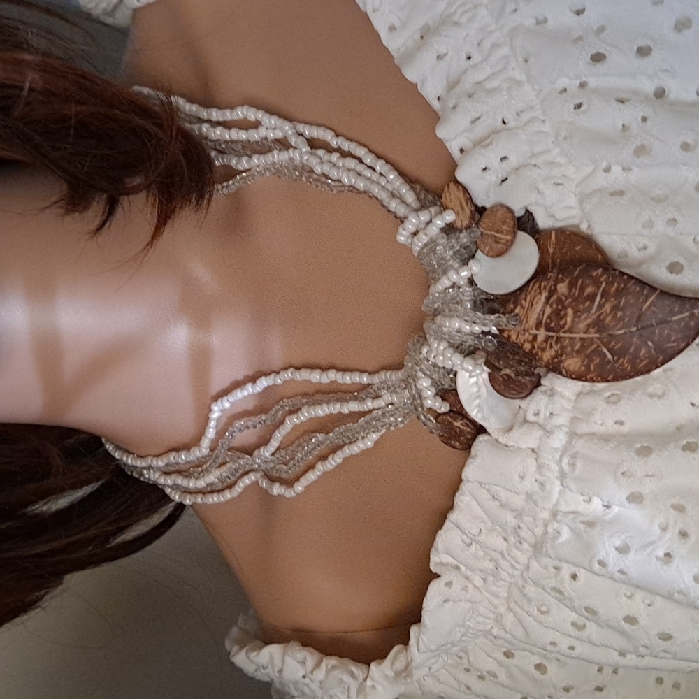 Beaded necklace